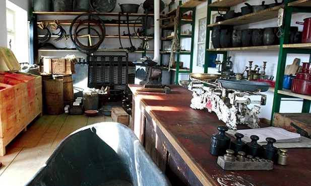 Posiadanie sklepu żelaznego w latach 30. było oznaką nowoczesności  