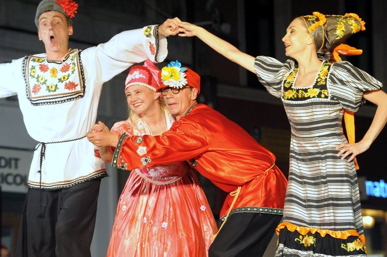 Teatr uliczny - dzień pierwszy