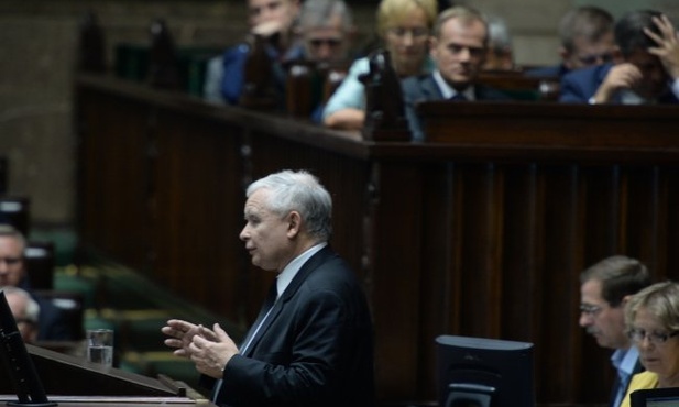 Kaczyński: Rząd za nic ma prawo 