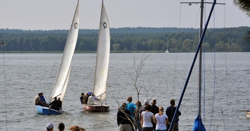 Nad Zalewem Sulejowskim można oderwać się od codzienności