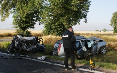 W niedzielę w Wojciechowicach doszło do zderzenia dwóch aut