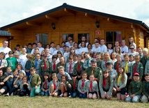  Każdy zuch przestrzega następujących zasad: „Zuch kocha Boga i Polskę”, „Zuch jest dzielny”, „Zuch mówi prawdę”, „Zuch pamięta o swoich obowiązkach”, „Wszystkim z zuchem jest dobrze” i „Zuch stara się być coraz lepszy”