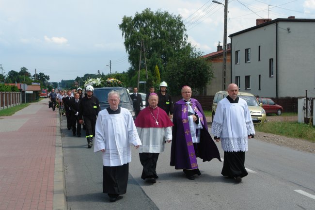 Pogrzeb ks. Klaudiusza Kłaczki