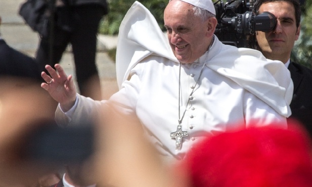 Papieski ceremoniarz o typowym dniu Franciszka