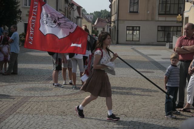 Wyszli na końcu, wejdą pierwsi