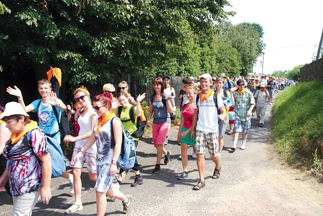 Pielgrzymka Rybnicka w drodze do Częstochowy