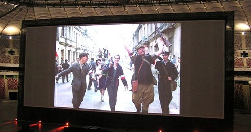 "Za dużo erotycznych scen"