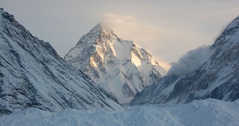 Janusz Gołąb zdobył K2