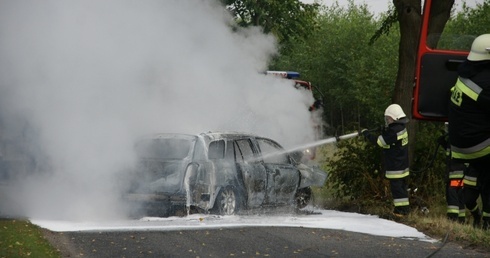 Pielgrzymi ratowali uczestników wypadku