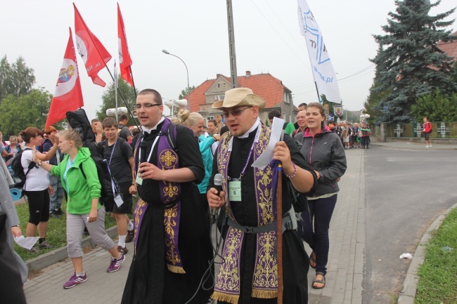 Kościół parafialny na szlaku