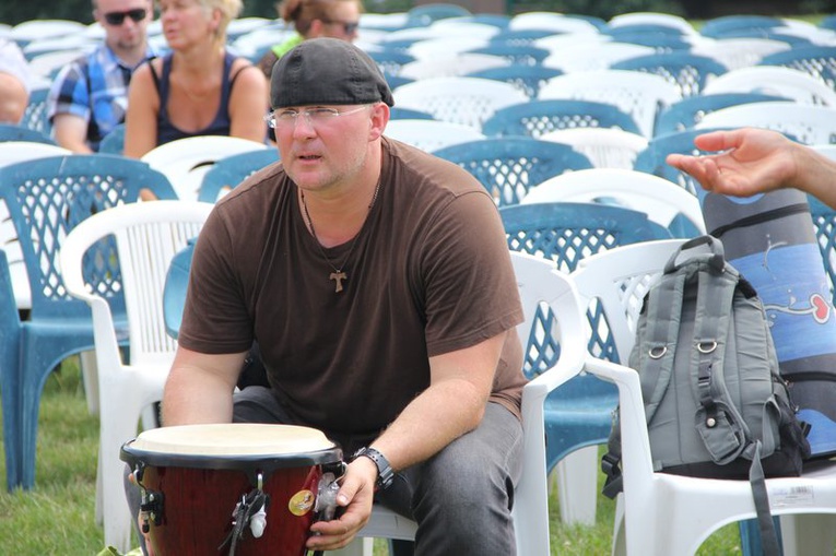 69. Rybnicka Pielgrzymka - Uwielbienie na wałach jasnogórskich, cz. 2