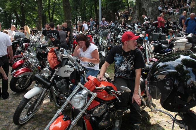 Dziesięć tysięcy motocyklistów na Górze Świętej Anny