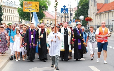 Według oficjalnych informacji, w tym roku do Częstochowy poszło więcej pielgrzymów  niż w ubiegłym roku