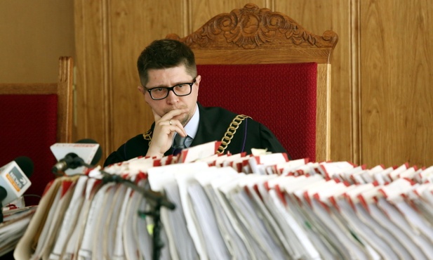 Wznowią śledztwo ws. organizacji lotów smoleńskich