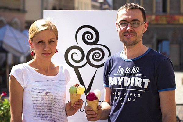  Magdalena oraz Wojciech Kroczkowie, jak sami mówią, są ortodoksyjni w produkcji lodów. Bazują na tradycyjnych recepturach i naturalnych składnikach