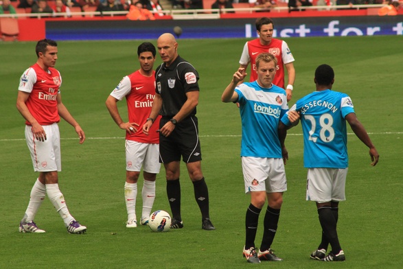 Howard Webb zakończył karierę