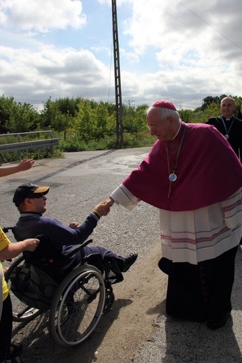Msza św. w katedrze i wymarsz pielgrzymów