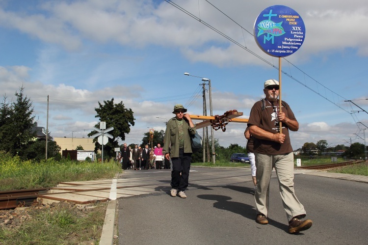 Msza św. w katedrze i wymarsz pielgrzymów