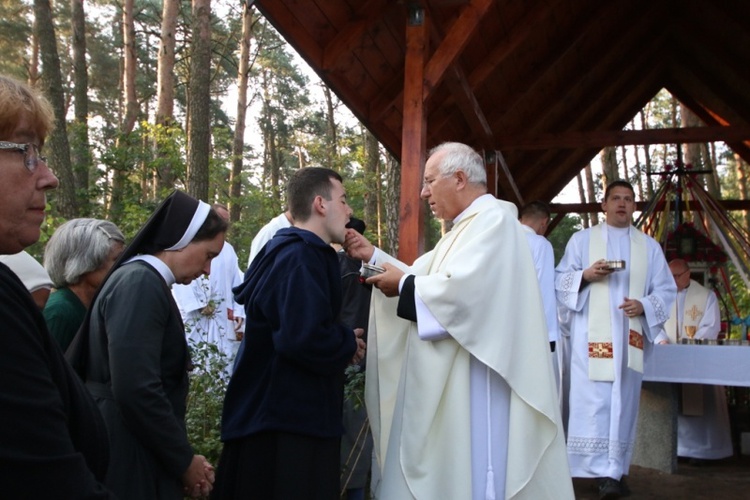 Msza św. polowa w Małczu