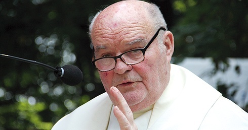 Ks. Stanisław Orzechowski podczas codziennych Mszy św. przekonywał, jak ważne jest świadome budowanie relacji z Chrystusem