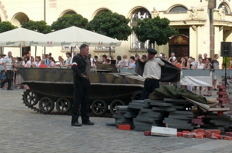 13 sierpnia 1944. Rekonstrukcja historyczna we Wrocławiu