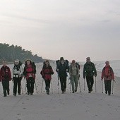 190 km pokonali w 9 dni. Każdy miał ekwipunek o ciężarze  32–35 kg