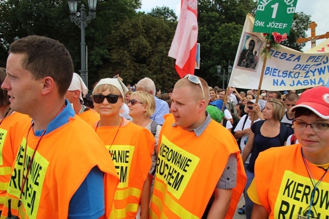 Powitanie pielgrzymów 9 grup hałcnowskich