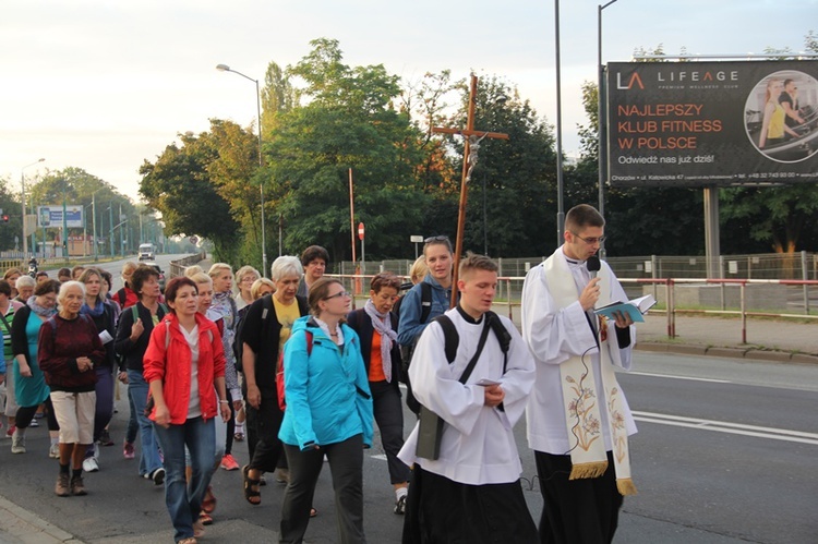 Pielgrzymka kobiet do Piekar - zdjęcia z trasy