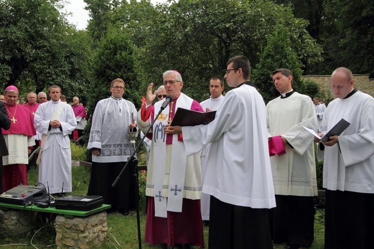 Pielgrzymka kobiet do Piekar - Msza św. cz. 1.