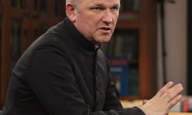 Ks. Lemański ponownie wezwany do kurii