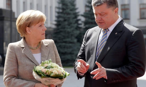 Merkel odwiedza Ukrainę