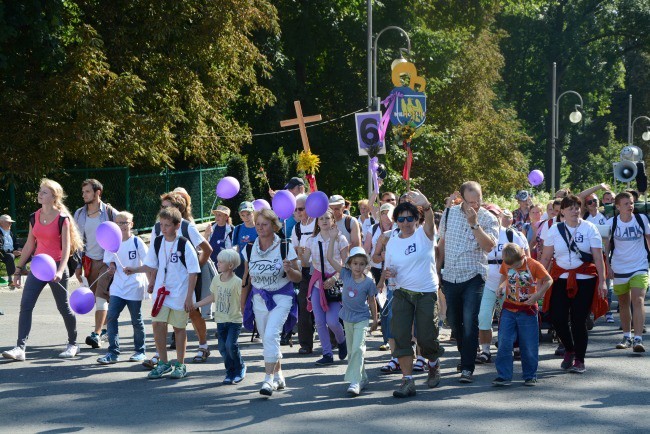 Wejście na Jasną Górę c.d.