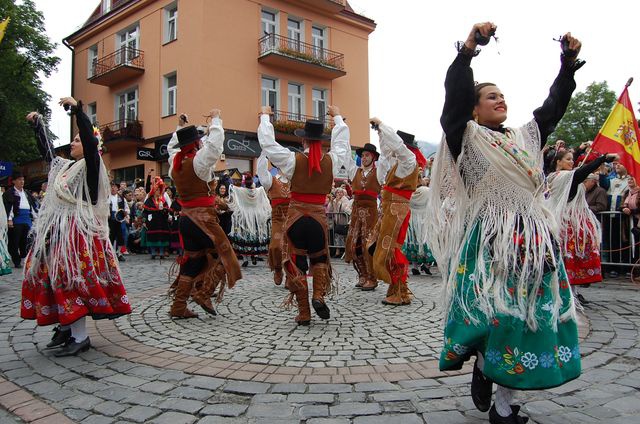 Światowy folklor pod Giewontem