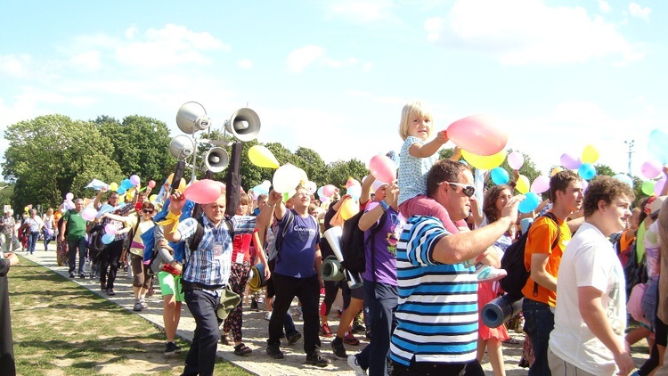 Wejście pielgrzymów, cz. 1