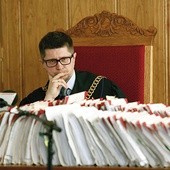 Sędzia Wojciech Łączewski 5 sierpnia br. rozpatrywał zażalenie  na umorzenie śledztwa  ws. organizacji lotów prezydenta i premiera do Smoleńska w kwietniu  2010 roku 