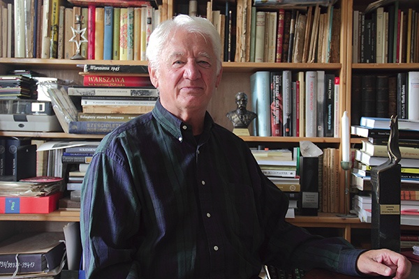 Krzysztof Wyszkowski, współtwórca Wolnych Związków Zawodowych Wybrzeża, krytycznie nastawiony do idei ECS