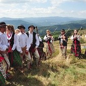 Przed rokiem na Hali Stumorgowej zagrał zespół Zbyrcok ze Słopnic 