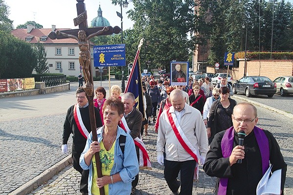  W pieszej pielgrzymce Akcji Katolickiej uczestniczyło 70 osób