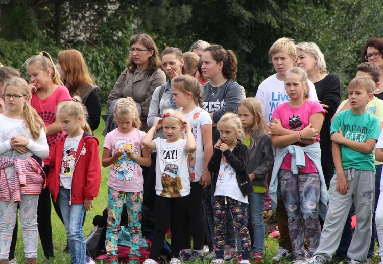 Młodzież z Kielc w Zabawie