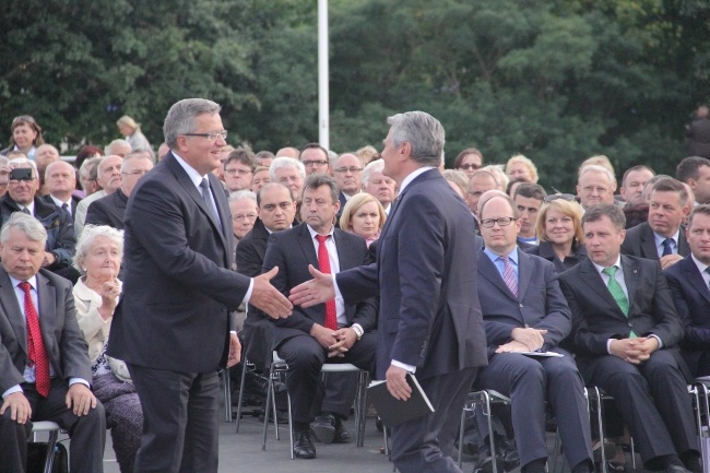 Bronisław Komorowski i Joachim Gauck na Westerplatte 