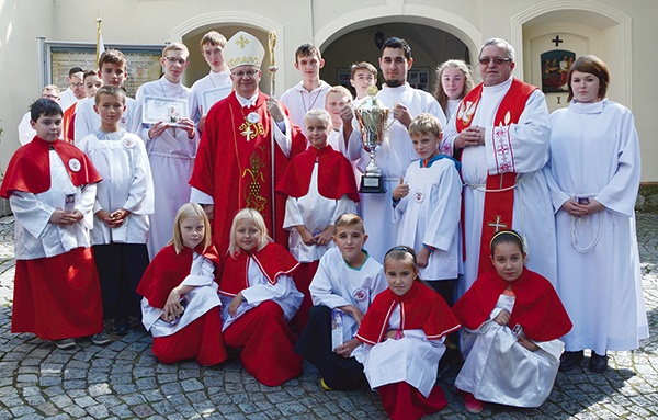  Puchar zdobyła Liturgiczna Służba Ołtarza z Bierawy