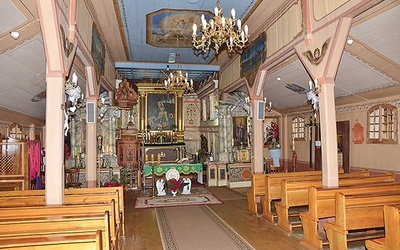 Zabytkowe wnętrze kościoła