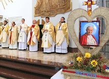 Misjonarz w Męcinie