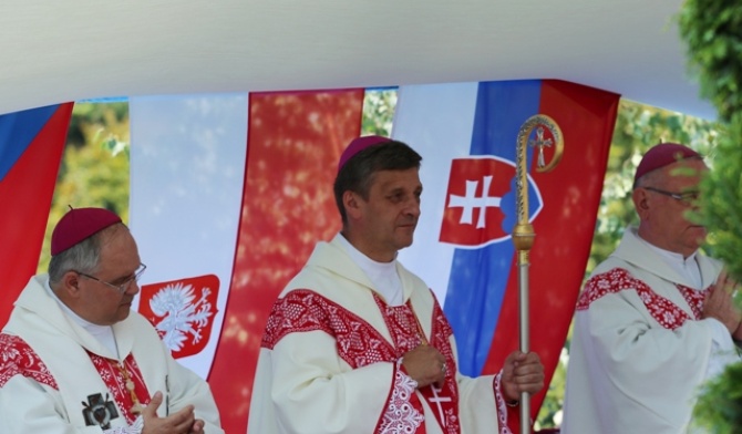 W Eucharystii na Trójstyku uczestniczyli wierni trzech diecezji i trzech narodowości ze swymi pasterzami