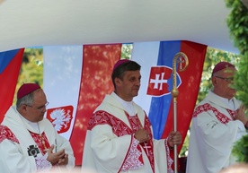 W Eucharystii na Trójstyku uczestniczyli wierni trzech diecezji i trzech narodowości ze swymi pasterzami