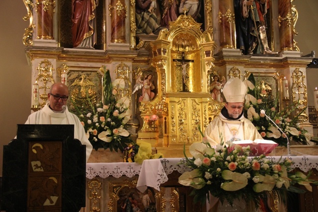 Prymicje bp. Kusego w kościele św. Elżbiety w Cieszynie