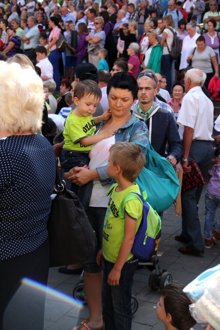 Dzieci na Pielgrzymce Rodzin