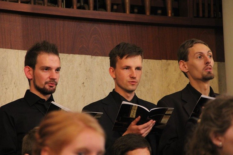 Dzień Wspólnoty Ruchu Światło-Życie 2014, cz. 1