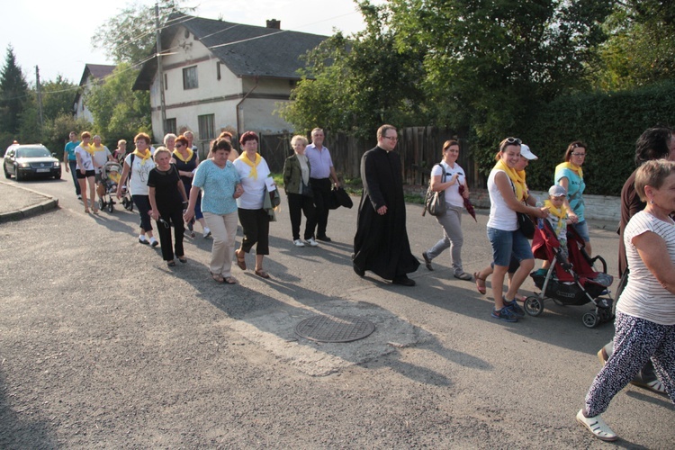 Pielgrzymka dekanatu Branice do Nasiedla