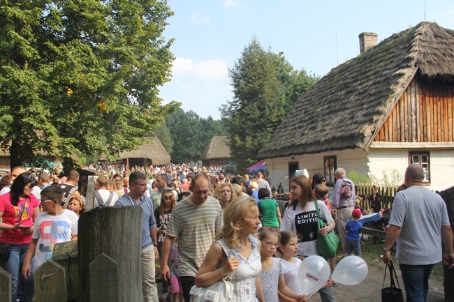 XVI Święto Chleba w Muzeum Wsi Radomskiej